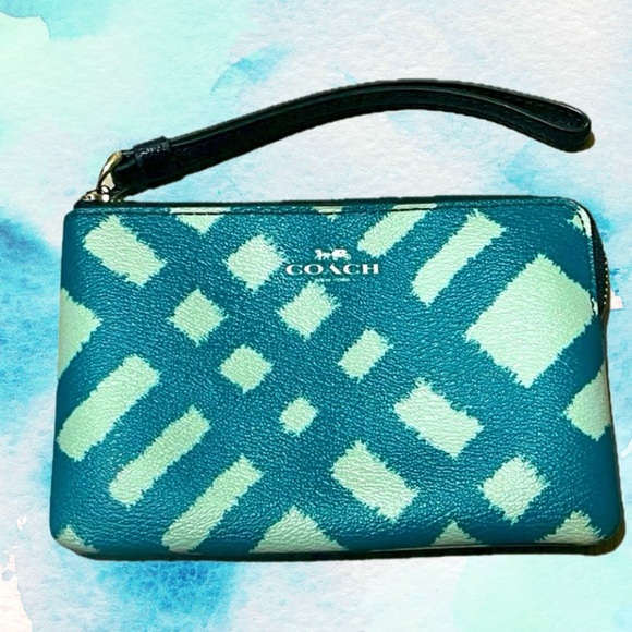 Coach Wild Plaid Print (F23715) Corner Zip Wristlet, Silver/Blue Multi - Picture 1 of 9